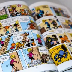 Kolorowy komiks dla 10 latka z zabawnymi postaciami i zwierzętami. Wesołe przygody na każdej stronie.